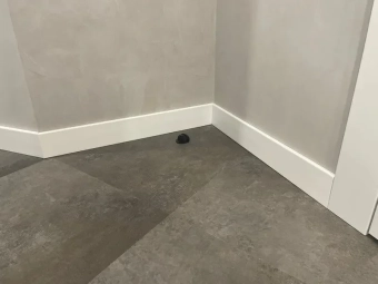 Плинтус из дюрополимера HDPS Arbiton STIQ S0820 белый