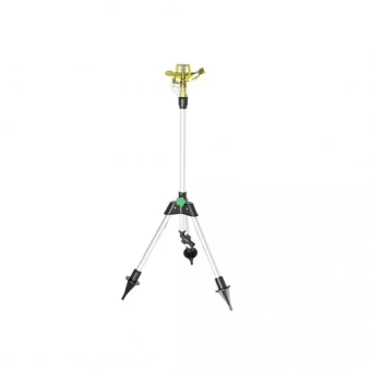 Металлический дождеватель на штативе