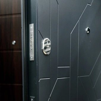 Дверь входная металлическая Aplot Classic Econom, 860*2040мм, R, E226-3D Antratit DM202-S3P, E226 Antratit