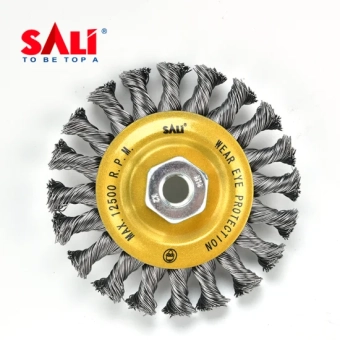 Щетка с гайкой проволочная плетеная круговая для УШМ (Болгарки) Ø178 мм, Sali