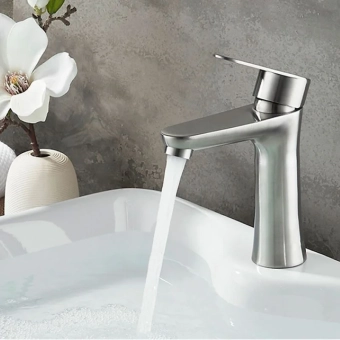 Смеситель для умывальника Zerix 811 